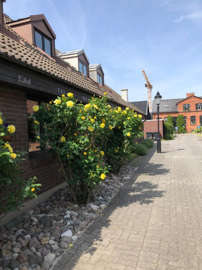 En Trappa Upp Apartment Malmo Exterior photo