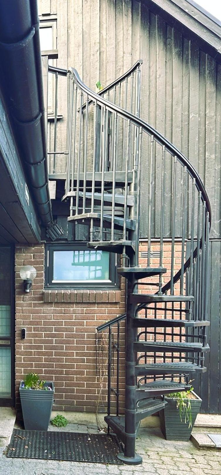 En Trappa Upp Apartment Malmo Exterior photo