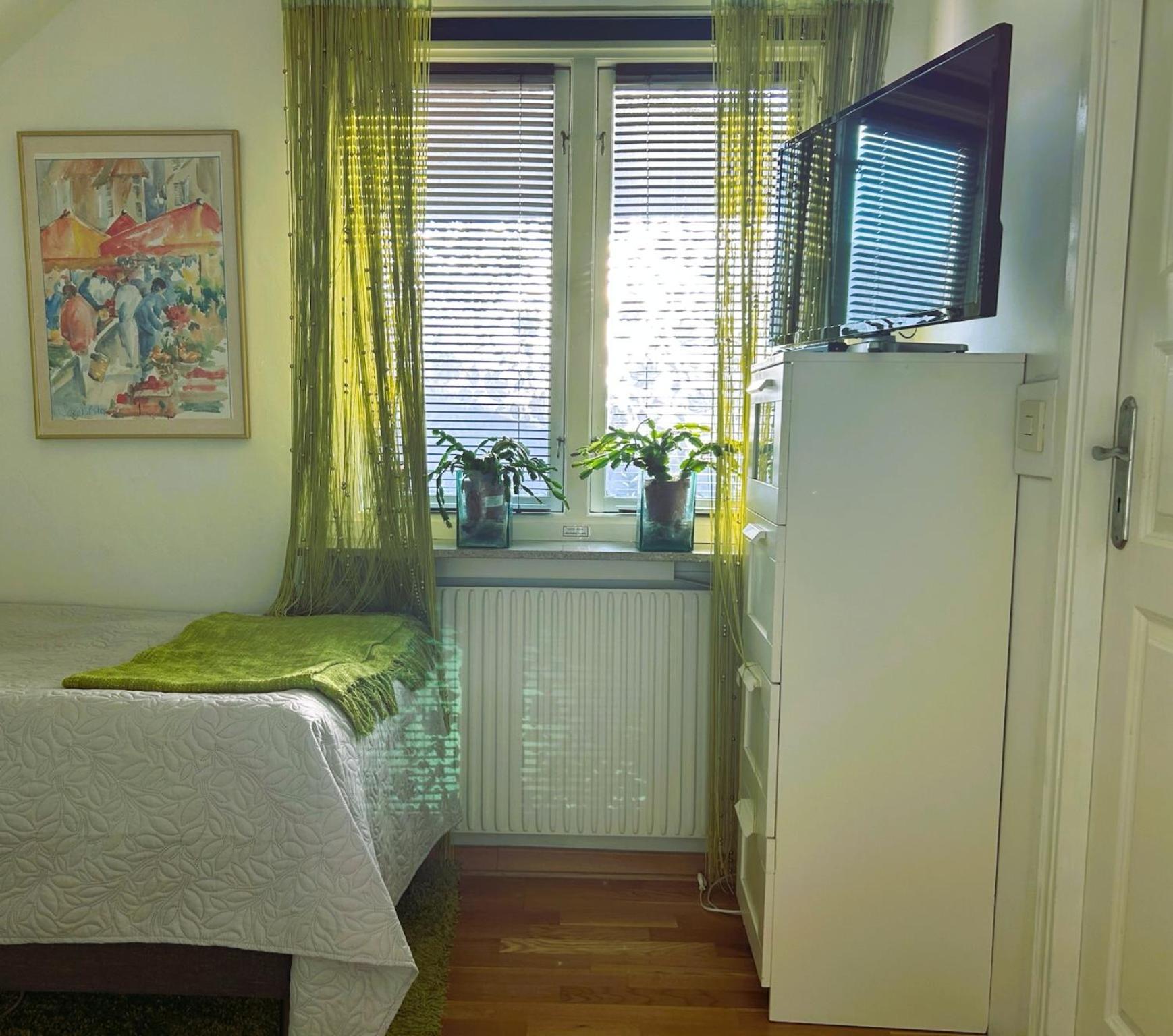 En Trappa Upp Apartment Malmo Exterior photo